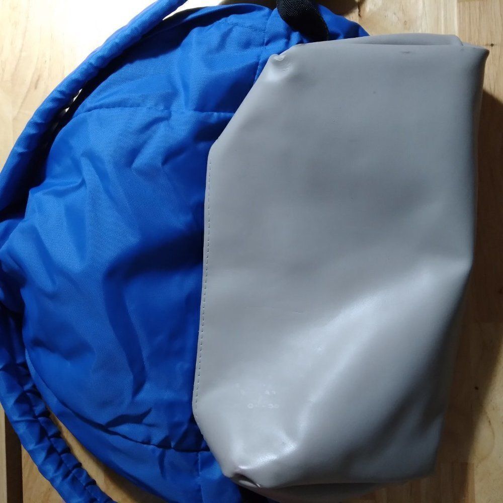 Vintage Eastpak Vinyl Bottom Backpack USA - Picture 5 of 7